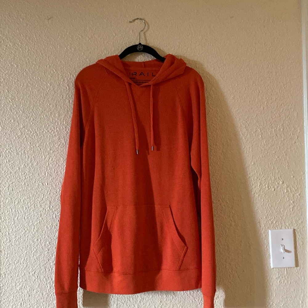 The Rail Men’s Lightweight hoodie
